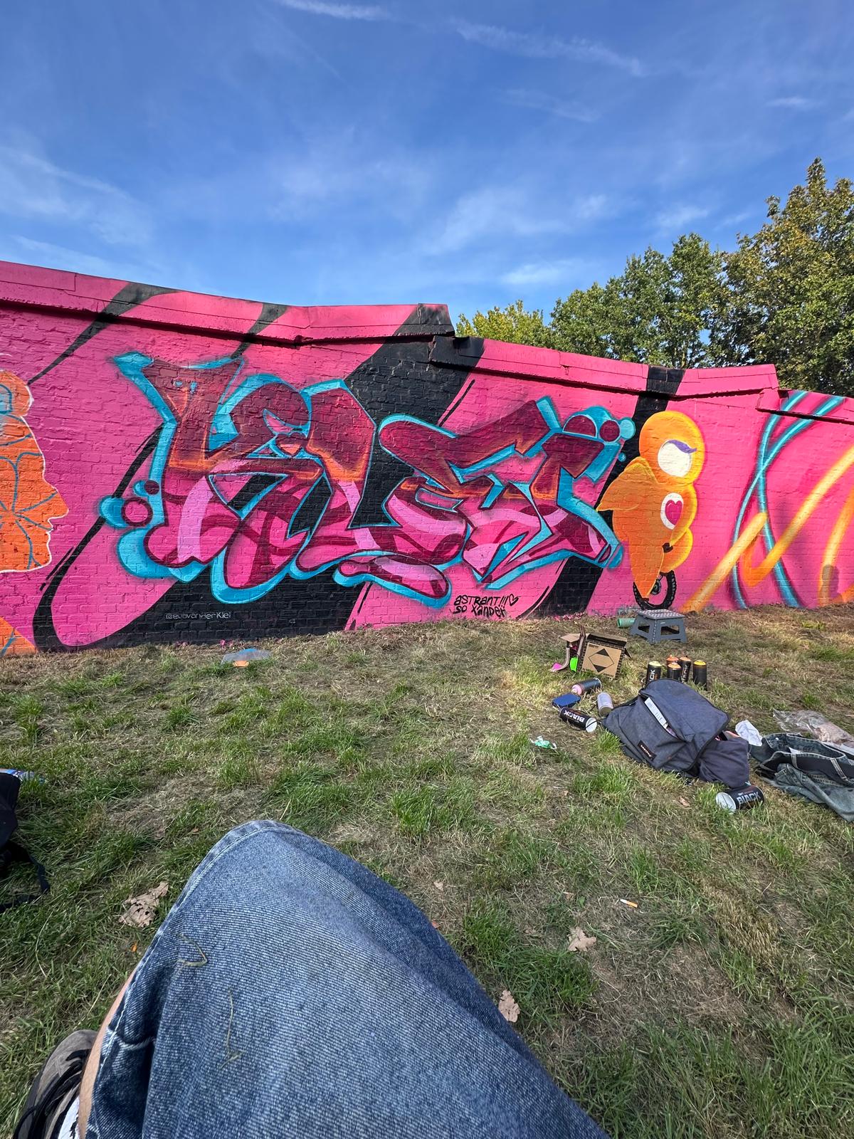 “KLEI” Graffiti, Astrant Ede